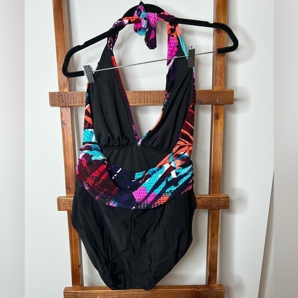 AQUA GREEN Women's Over The Shoulder Gathered Waist One Piece Swimsuit - Picture 4 of 7